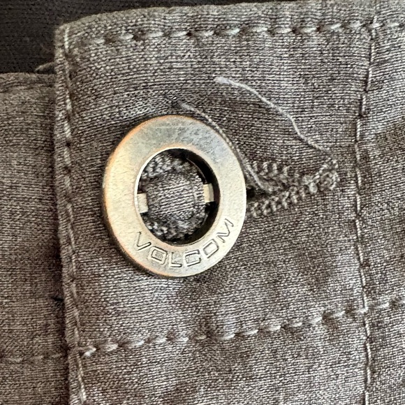 Volcom Shorts - Picture 2 of 7